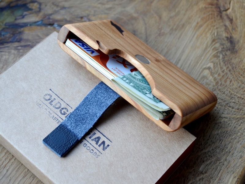 Dřevěná peněženka Cherry TOTÁLNÍ VÝPRODEJ