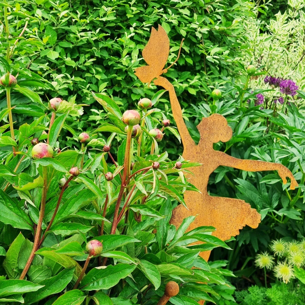 Zahradní zápich kovový Balerína 109 cm