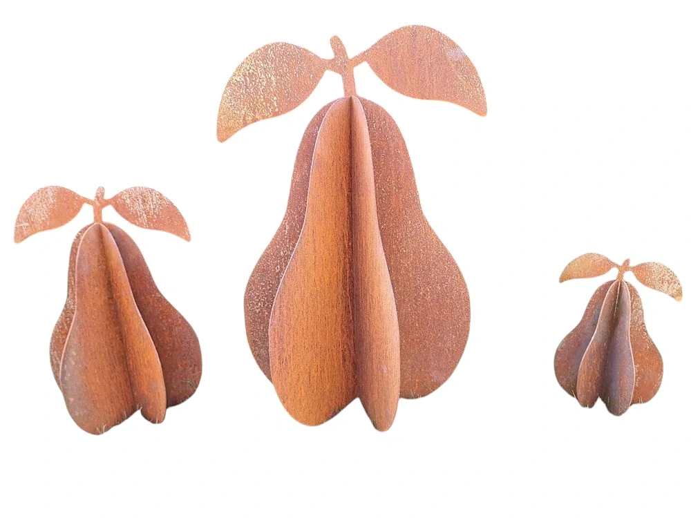 Kovová zahradní dekorace Hruška 3D malá 29 cm corten