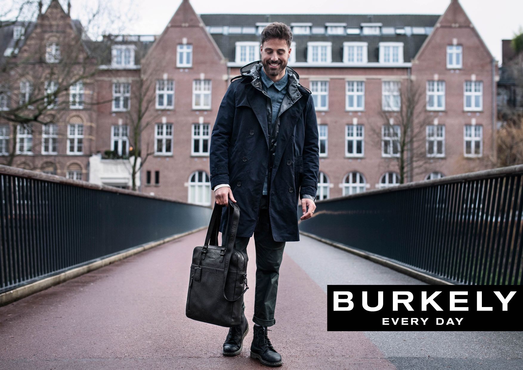 Kožená taška na notebook Burkely Rain Riley Shopper černá 54845210 TOTÁLNÍ VÝPRODEJ